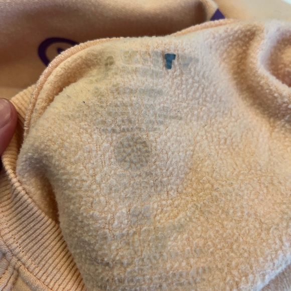 Women’s hello kitty sweatshirt - Picture 7 of 7